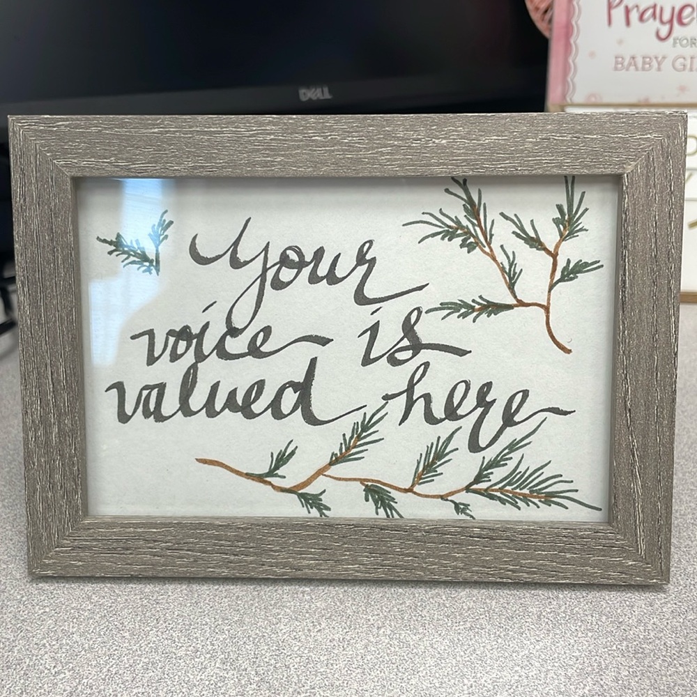 Pictured frame for desk